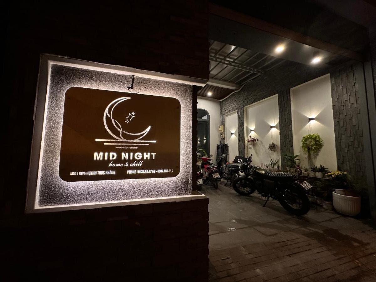 Hotel Mid Night Cần Thơ Exterior foto
