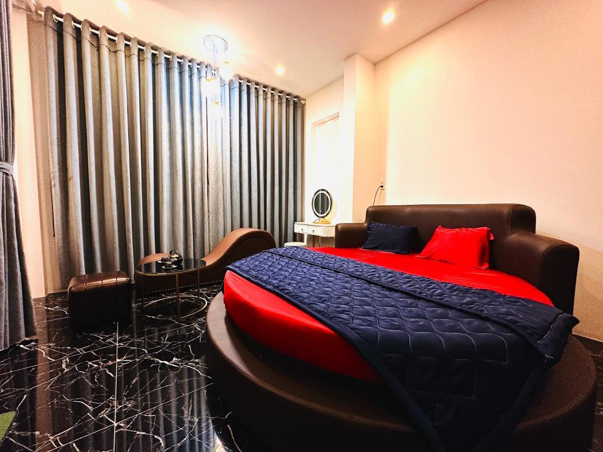 Hotel Mid Night Cần Thơ Exterior foto