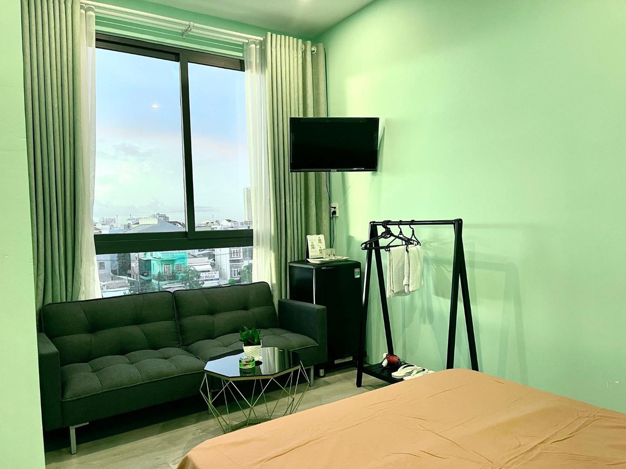 Hotel Mid Night Cần Thơ Exterior foto