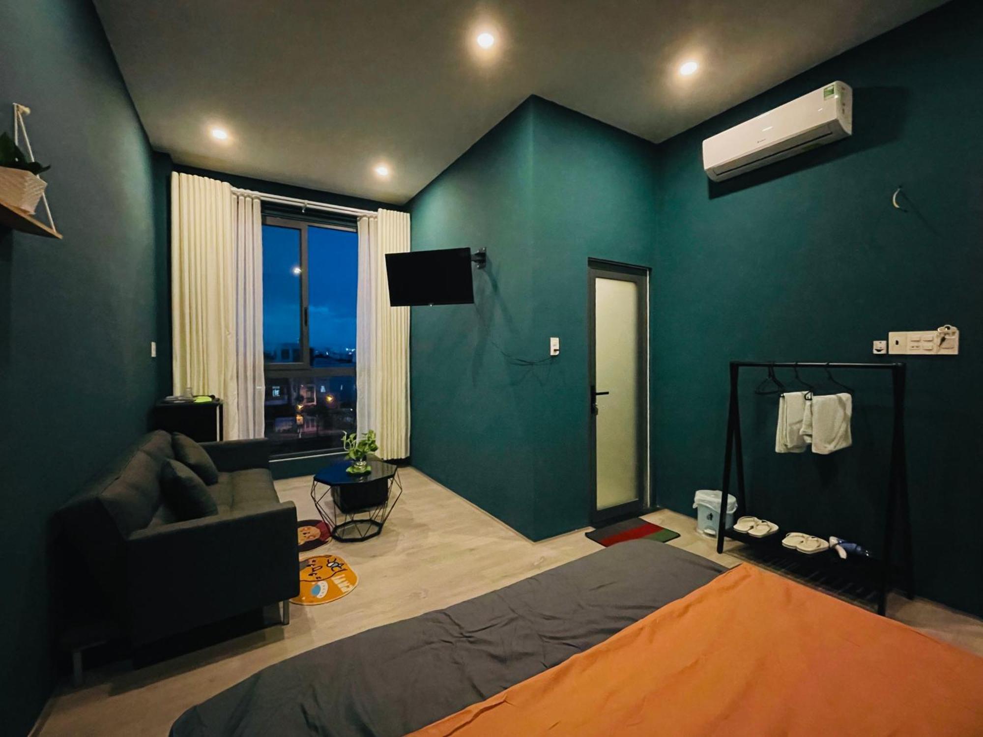 Hotel Mid Night Cần Thơ Exterior foto